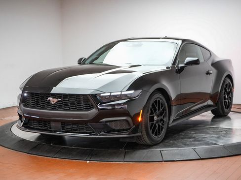 Used 2026 Ford Mustang Premium RWD image 1