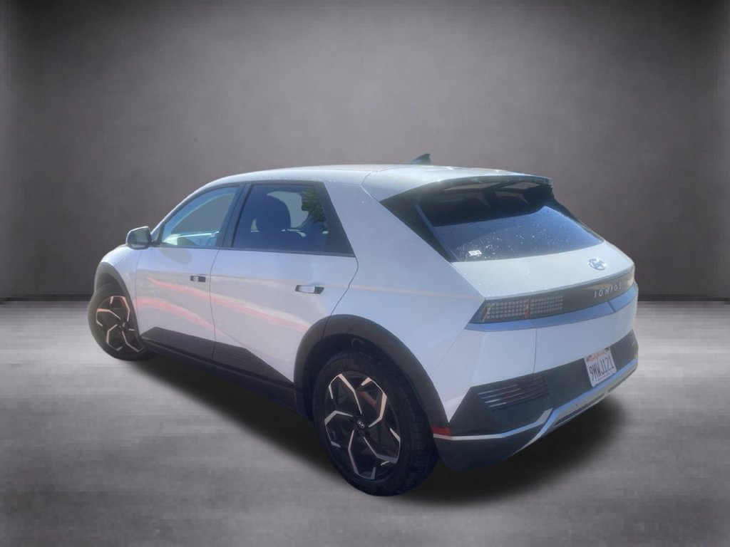 Certified 2024 Hyundai Ioniq 5 SEL RWD image 4