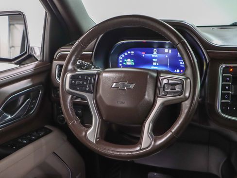 Used 2023 Chevrolet Tahoe Z71 w/ Luxury Package image 13