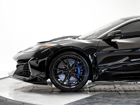 Used 2026 Chevrolet Corvette ZR1 w/ ZR1 Carbon Fiber Aero Package RWD image 14
