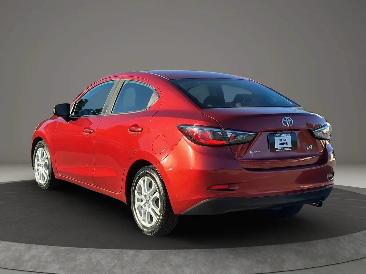 Used 2017 Toyota Yaris iA FWD image 10