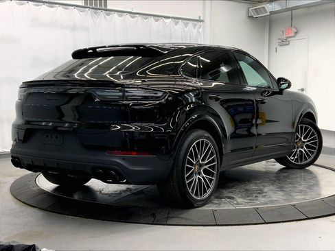 Certified 2023 Porsche Cayenne Coupe AWD/4WD image 7