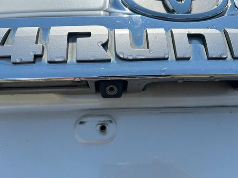 Used 2015 Toyota 4Runner Limited RWD image 9
