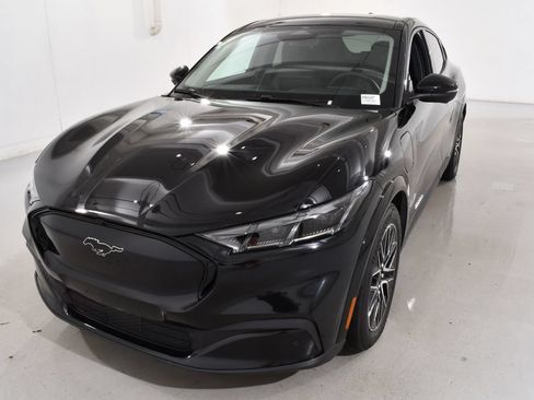 Used 2025 Ford Mustang Mach-E Premium AWD/4WD image 2