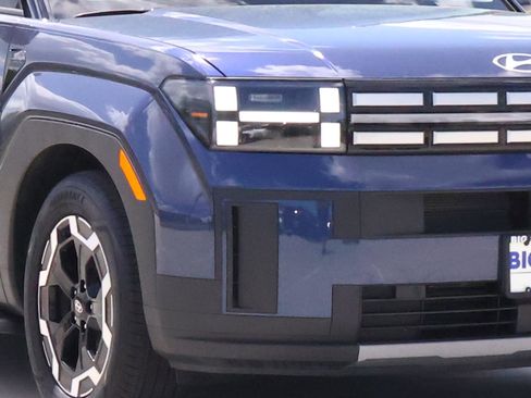 Certified 2025 Hyundai Santa Fe SEL image 7