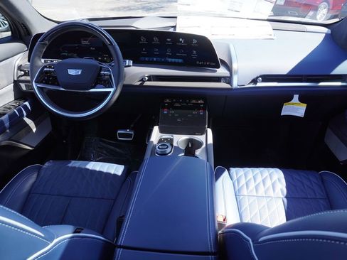 New 2026 Cadillac Vistiq Premium Luxury image 12