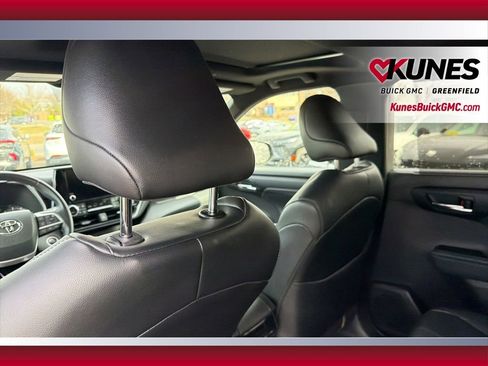 Used 2024 Toyota Highlander XSE AWD/4WD image 35