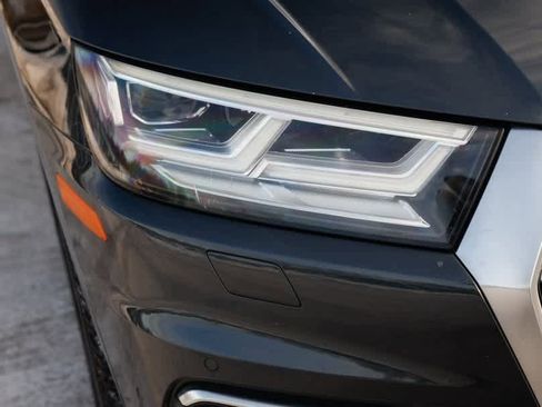 Used 2020 Audi Q5 2.0T Premium Plus w/ Premium Plus Package image 9