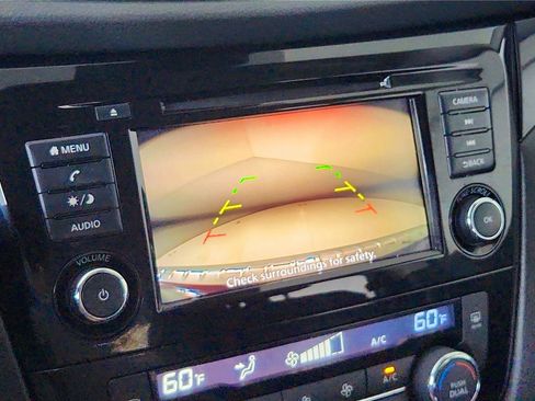 Used 2022 Nissan Rogue Sport SV image 45