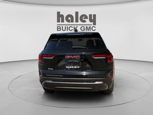 Used 2025 GMC Terrain Elevation AWD/4WD image 4