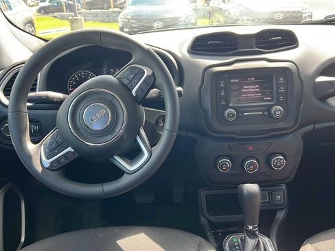 Used 2020 Jeep Renegade Sport FWD image 9
