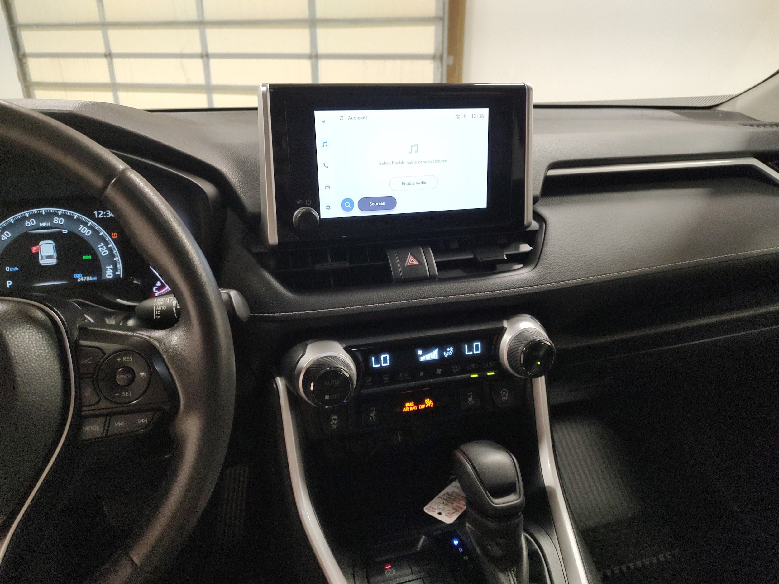 Used 2025 Toyota RAV4 XLE w/ Weather Package AWD/4WD image 7