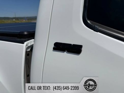 Used 2021 Toyota Tacoma SR5 AWD/4WD image 11