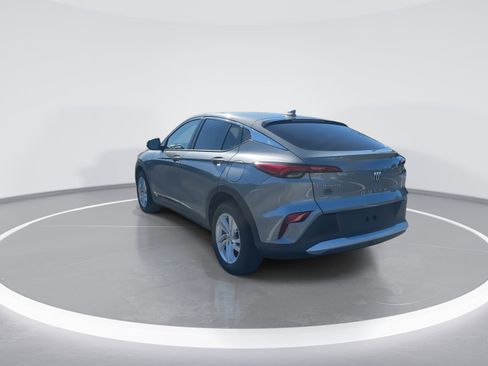 Used 2024 Buick Envista Preferred FWD image 7