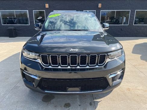 Used 2024 Jeep Grand Cherokee Limited w/ Trailer Tow Package image 2