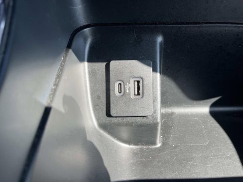 Used 2024 Ford F150 XLT w/ Mobile Office Package image 26