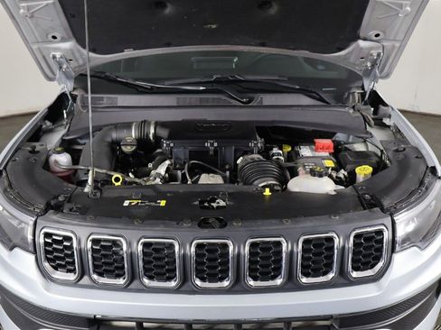 Used 2025 Jeep Compass Sport AWD/4WD image 16