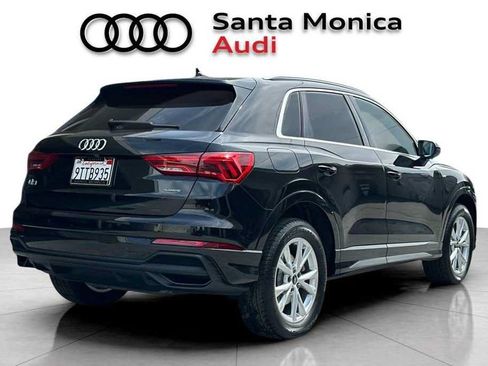 Used 2025 Audi Q3 2.0T Premium w/ Convenience Package AWD/4WD image 2