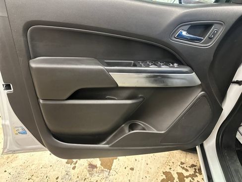 Used 2016 Chevrolet Colorado LT w/ Luxury Package, Chrome AWD/4WD image 15