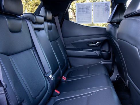 Certified 2025 Hyundai Santa Cruz SEL image 13