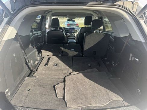 Certified 2023 Ford Explorer XLT w/ Equipment Group 202A image 29