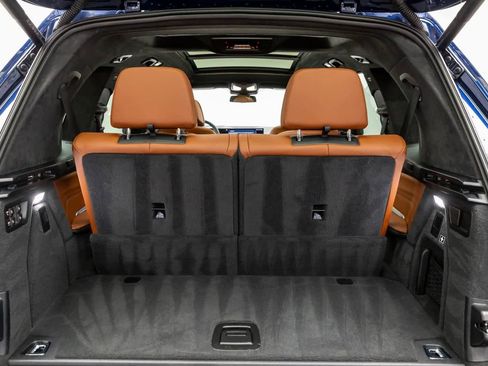 Used 2023 BMW X7 xDrive40i w/ Executive Package image 26