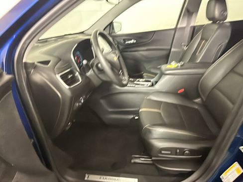 Used 2022 Chevrolet Equinox Premier AWD/4WD image 14