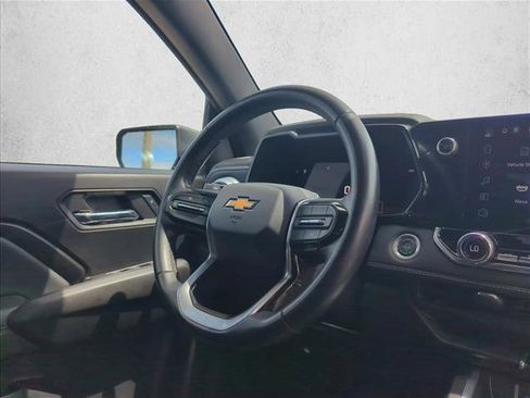 Used 2024 Chevrolet Colorado LT w/ LT Convenience Package image 24