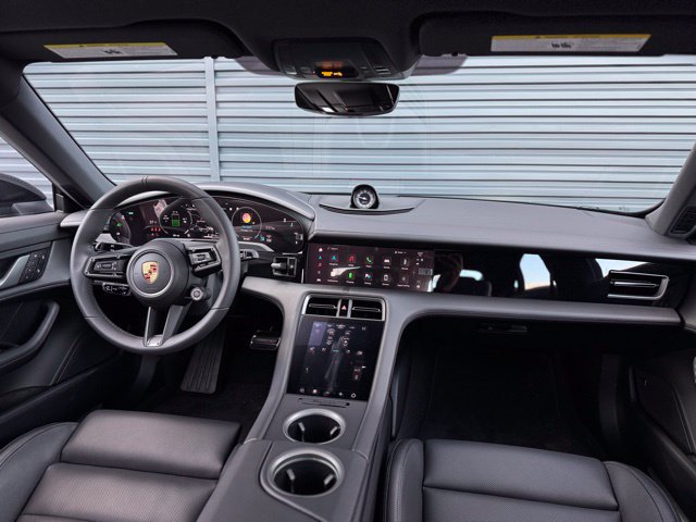 New 2025 Porsche Taycan 4S AWD/4WD image 38