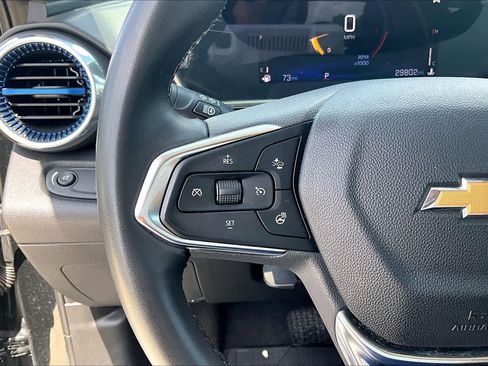Used 2024 Chevrolet Trax LT w/ Driver Confidence Package FWD image 23