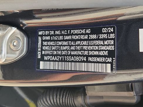 Certified 2025 Porsche Taycan image 27