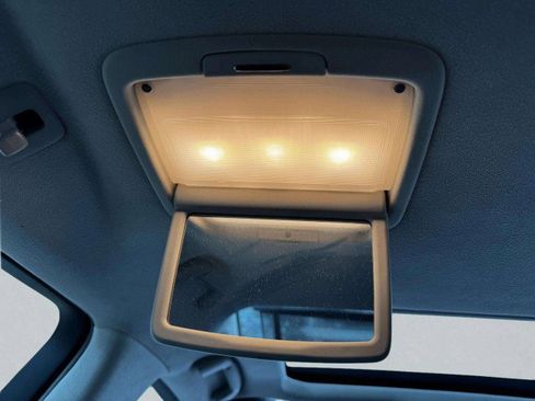 Used 2015 Lexus LS 460 image 42