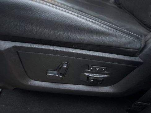 Used 2018 RAM 2500 Laramie w/ Sport Appearance Group image 25