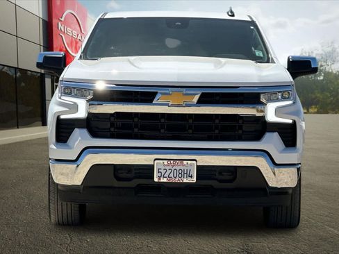 Used 2025 Chevrolet Silverado 1500 LT AWD/4WD image 11