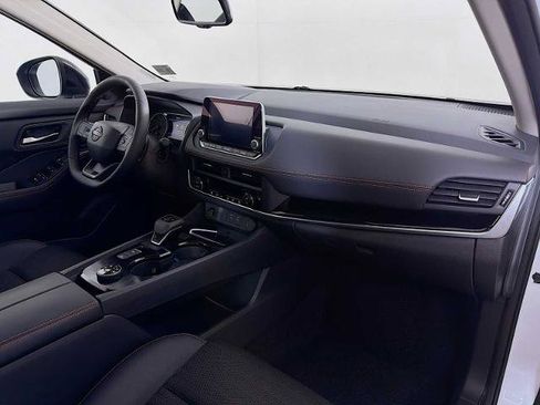 Certified 2025 Nissan Rogue SV w/ Rock Creek Premium Package AWD/4WD image 24