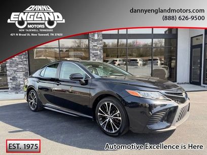 Used 2019 Toyota Camry SE w/ Carpet Mat Package