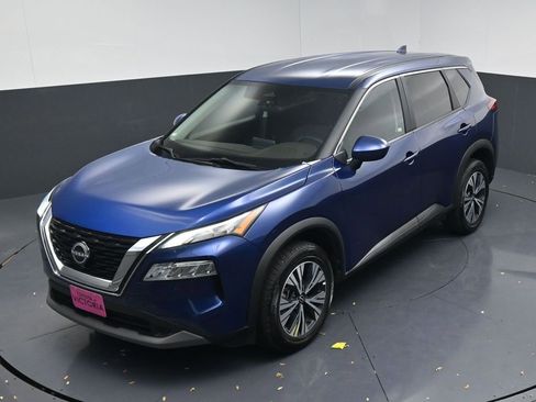Used 2023 Nissan Rogue SV image 15