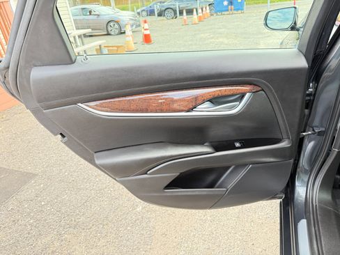 Used 2013 Cadillac XTS Premium image 34