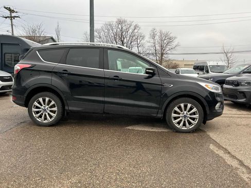 Used 2018 Ford Escape Titanium w/ Ford Safe & Smart Package image 11