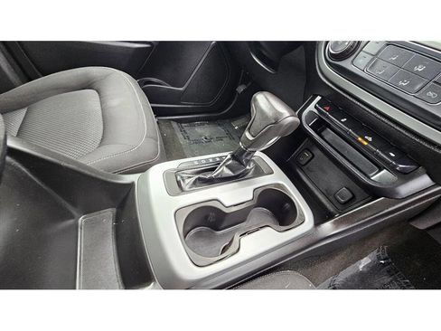 Used 2016 Chevrolet Colorado LT image 28