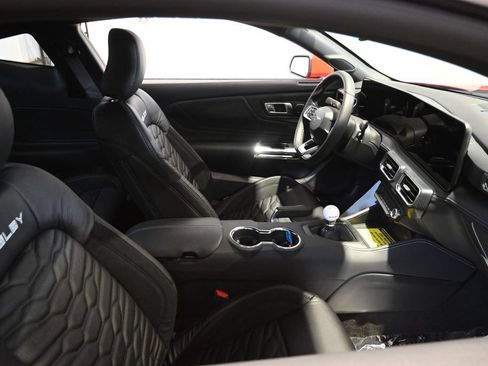 New 2026 Ford Mustang GT Premium w/ GT Performance Package RWD image 6
