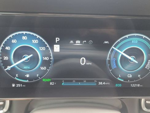 Used 2024 Hyundai Elantra Blue FWD image 22