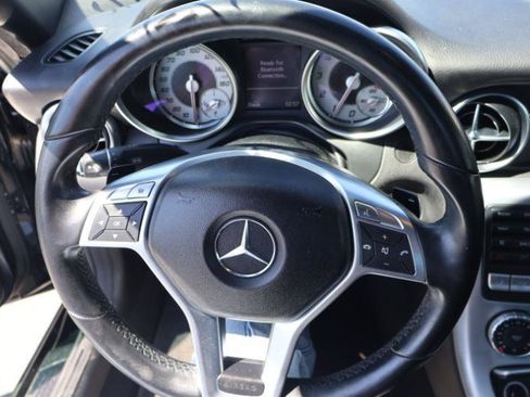 Used 2013 Mercedes-Benz SLK 250 w/ Premium I Pkg image 16
