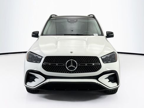 Certified 2024 Mercedes-Benz GLE 580 4MATIC image 2