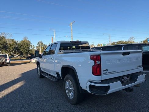 Used 2021 Chevrolet Silverado 3500 High Country w/ Z71 Off-Road Package image 6