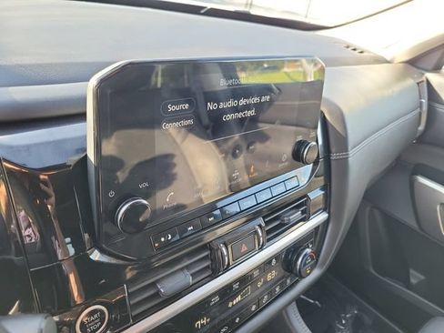 Used 2024 Nissan Pathfinder Platinum w/ Cargo Package FWD image 28