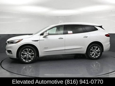 Used 2021 Buick Enclave Avenir w/ Avenir Technology Package AWD/4WD image 2