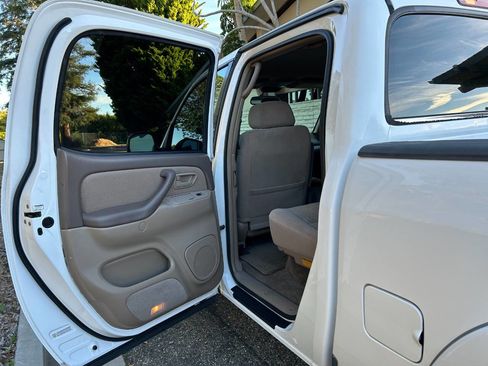 Used 2004 Toyota Tundra SR5 image 28