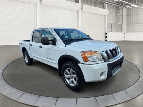 Used 2014 Nissan Titan PRO-4X AWD/4WD image 7