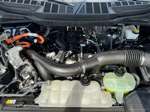 Used 2024 Ford F150 XLT w/ Mobile Office Package image 33